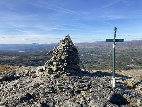 Utsikt ned mot Stjørdalen fra Steinfjellet