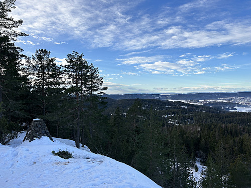 Bjønnåsen er Rælingens nest høyeste topp