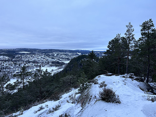 Verpenåsen 123 moh i Hurum