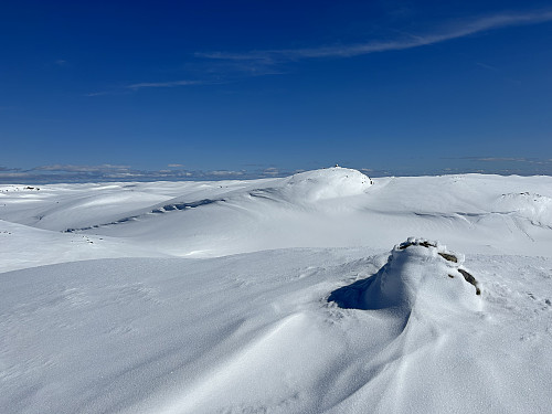 Sørbølfjellet Vest (1276 moh). Sørbølfjellet bak midt i bildet.
