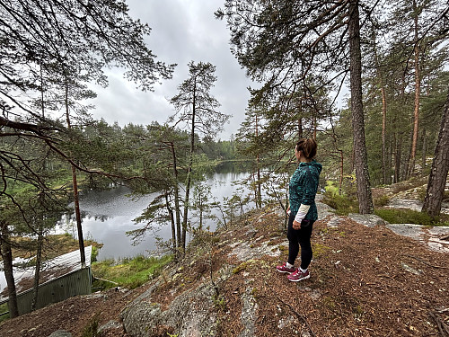 Agnetjernet passeres mellom Røysa og Ruserud