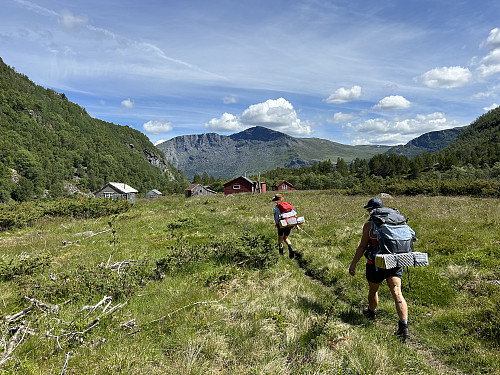 Et par kilometer før vi kom til Øyane ble stien såpass god at vi kunne følge den problemfritt.