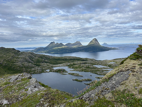 Fantastisk utsikt mot Tomma og Tommskjevelen.
