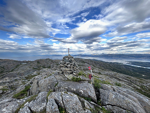 Vattinden er Leka sitt høyeste fjell