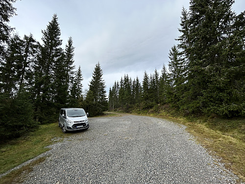 P-plassen like øst for Råbjørnhytta