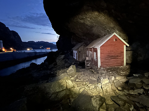 Helleren i Jøssingfjord