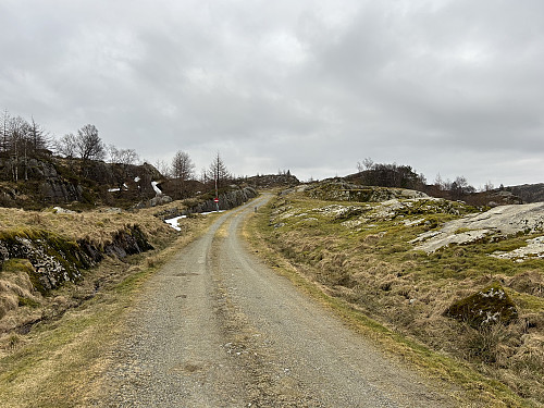 Fra parkeringen mot bomveien som jeg gikk innover