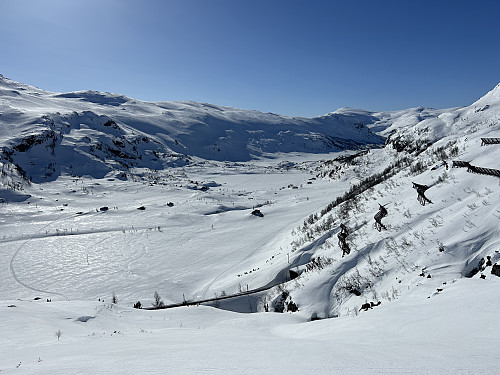 Nydelige Upsetedalen sett fra stigningen opp mot Breidalen