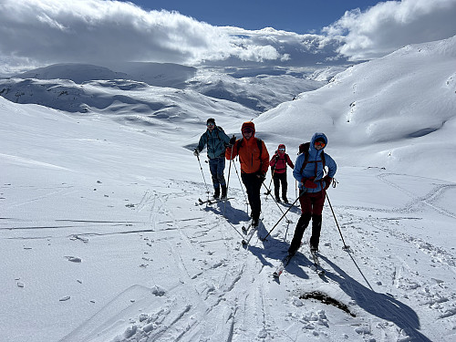 Her har vi snart kommet opp til høyden ved Kreklevatnet