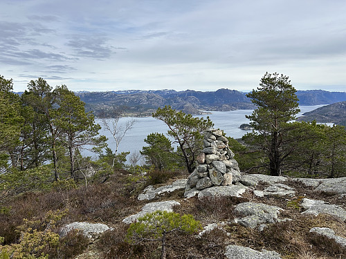 Utsikt østover fra Midtre Hammarsfjell