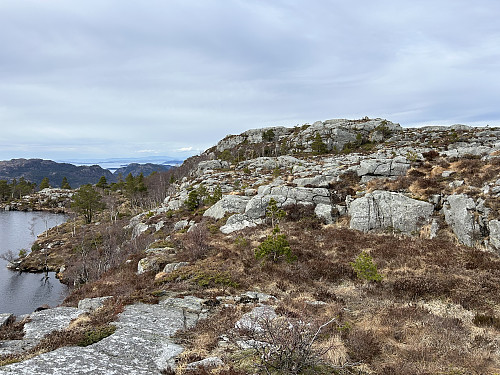 Varden på Aust for Husalifjellet, bare sjarmøretappen igjen:)