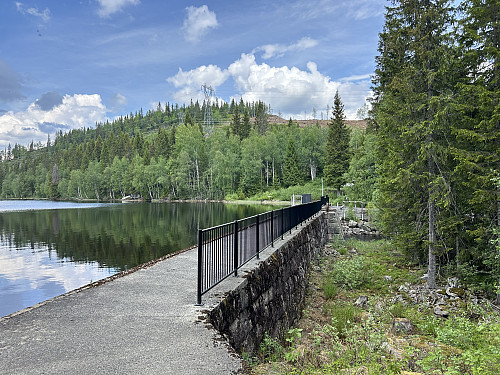 Haukedammen i østenden av Vesleflåtan