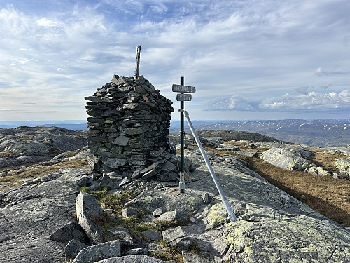 Fonnfjellet, 1100 moh