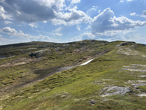 Tømmeråsfjellet til venstre i bildet