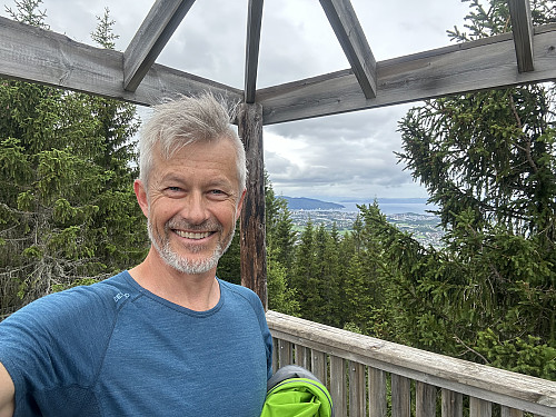 Noe utsikt er det heldigvis fremdeles fra tårnet