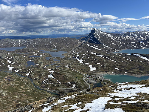 Fra sørtoppen på Synshorn er det en utrolig flott utsikt sørover 