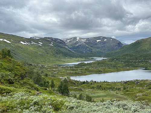 Upsetedalen med Magnhildnuten litt til venstre for midten av bildet