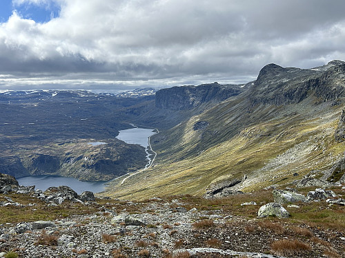 Utsikt vestover mot Urdvassberget og Urevassfjorden