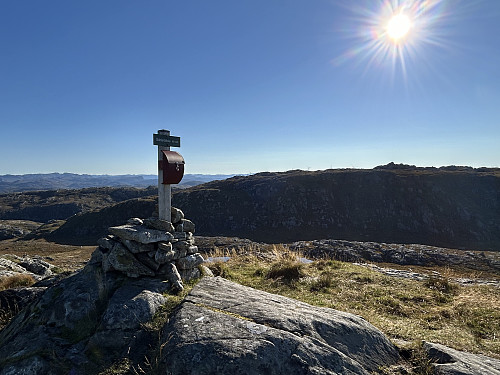 Skårlandskula med Sikvalandskula i bakgrunnen