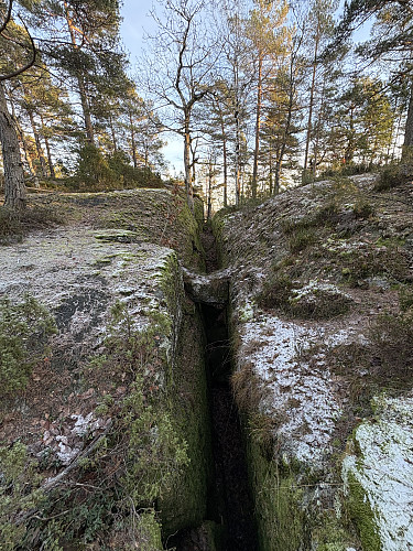 Den dype kløfta som må forseres for å komme over til toppunktet