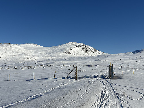 Fra utgangspunktet ved parkeringsplassen sør for Eldrevatnet