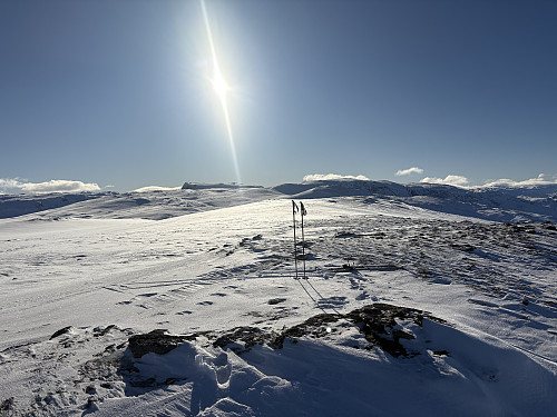 Tvenningaberget 1440 moh med utsikt sørover mot Ljosberg og Tarven