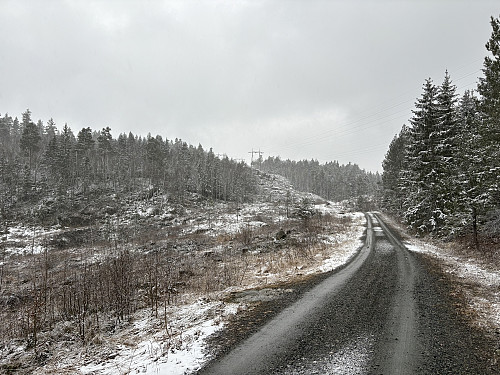 Det anbefales sykkel på veien opp mot Tråkfjell