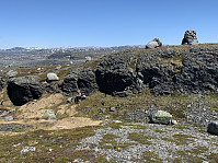 I le for vinden. Vi ser bl.a. Napen og Snønuten i bakgrunnen.