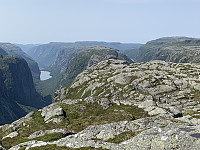 Stutaryggen med Norddalen og Tengesdal til venstre, Djupadal og Skardheia til høyre.
