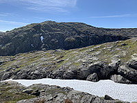 Uravassnutane fra nordøst.