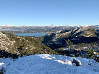 Utsikt mot Høgsfjorden. Ørnahammeren til høyre i bildet.
