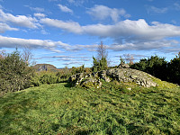 Toppen med Eikefjellet på Halsnøy i bakgrunnen.