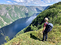 Utsikt fra Tverrfjellet mot Øvre Tysdalsvatnet og Trodla-Tysdal.