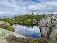 Fin hei på toppen av fjellet.