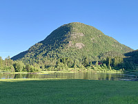 Lindeknuden sett fra Lindefjell.