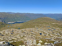 Utsikt mot Botsvatn og Nordbygdi. Bykle til høyre i bildet.