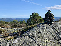 Toppen med Jomåsknutene til venstre i horisonten.