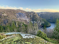 Utsikt mot Sellfjellet og Kondalsheia.
