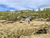 Gammel, vernet støl i Krossdalen øst for Krossvatnet.