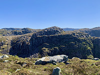 Søre Urdalsknuden sett fra nordsida av Urdalen.