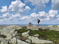 Beskjeden varde på den nordlige toppen.