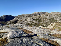Utsikt mot Stora Ramnafjellet og Siriknuten.