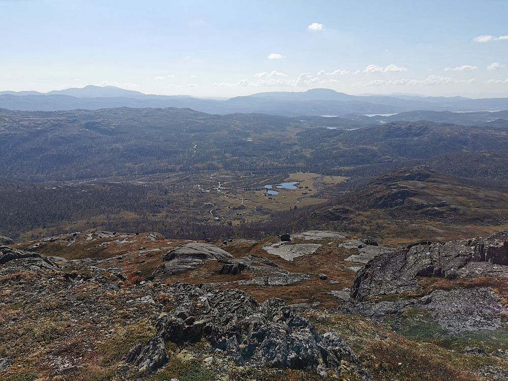 Parkerte i hytte området