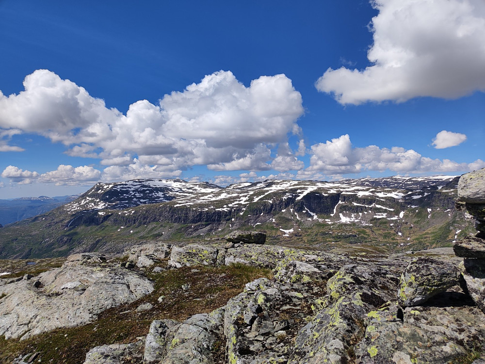 Utsikt til Mælen frå toppen