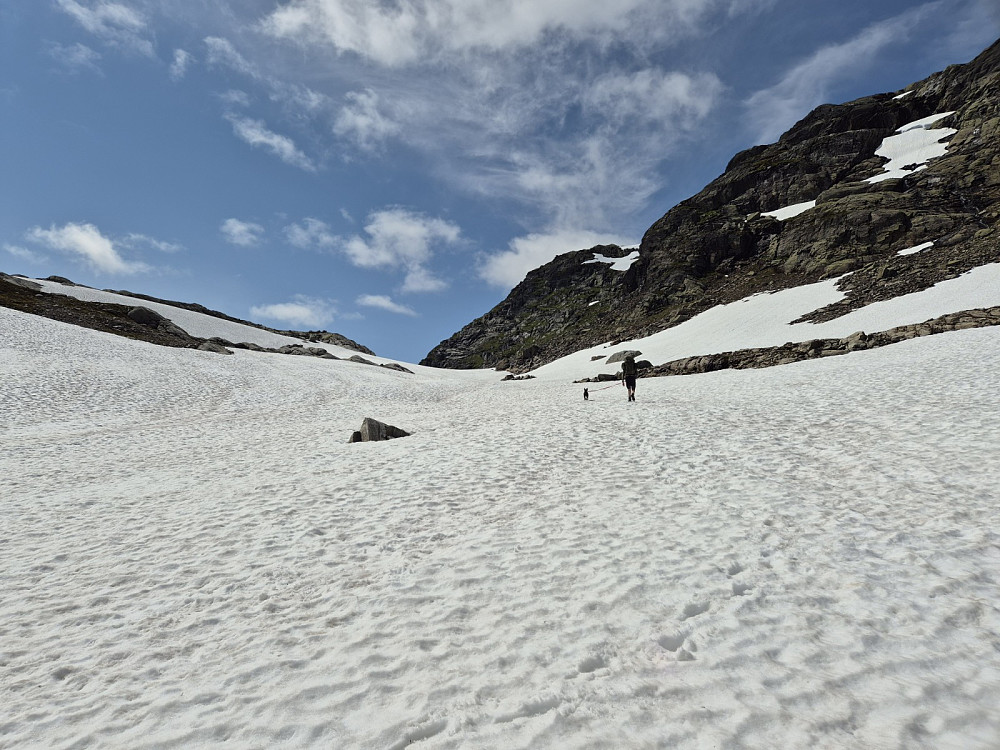 Mykje snø innerst i Litledalen