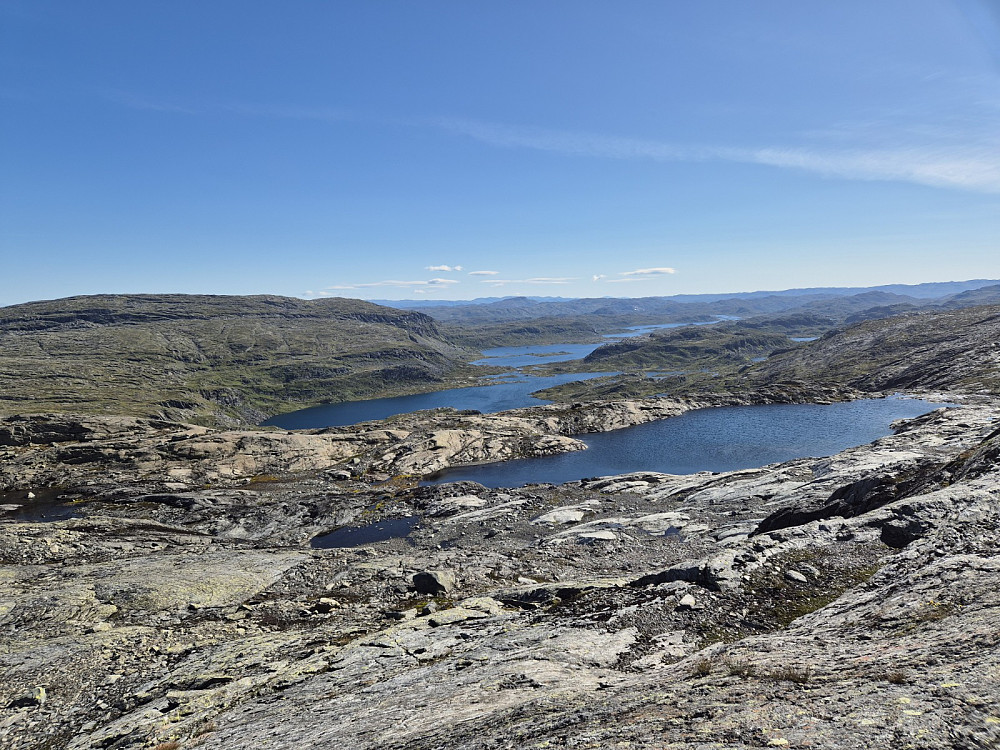 Mot Storhellerfjellet og Svartepodd