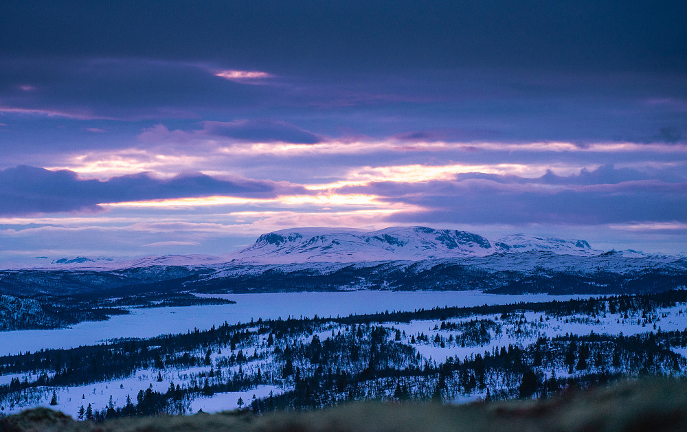 Lysshow over Hallingskarvet.