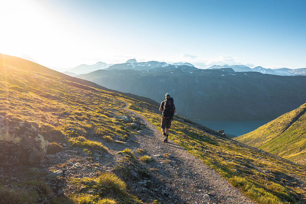 Siste etappe ut Svartdalen - idyll!