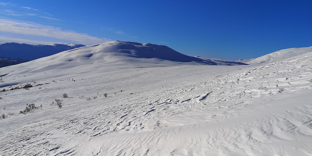 Traverserte fra heisen og mot sadelen. 