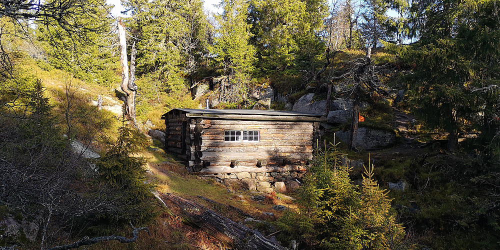 Lunt og godt... bortgjemt her ved Hjemmefronthytta 